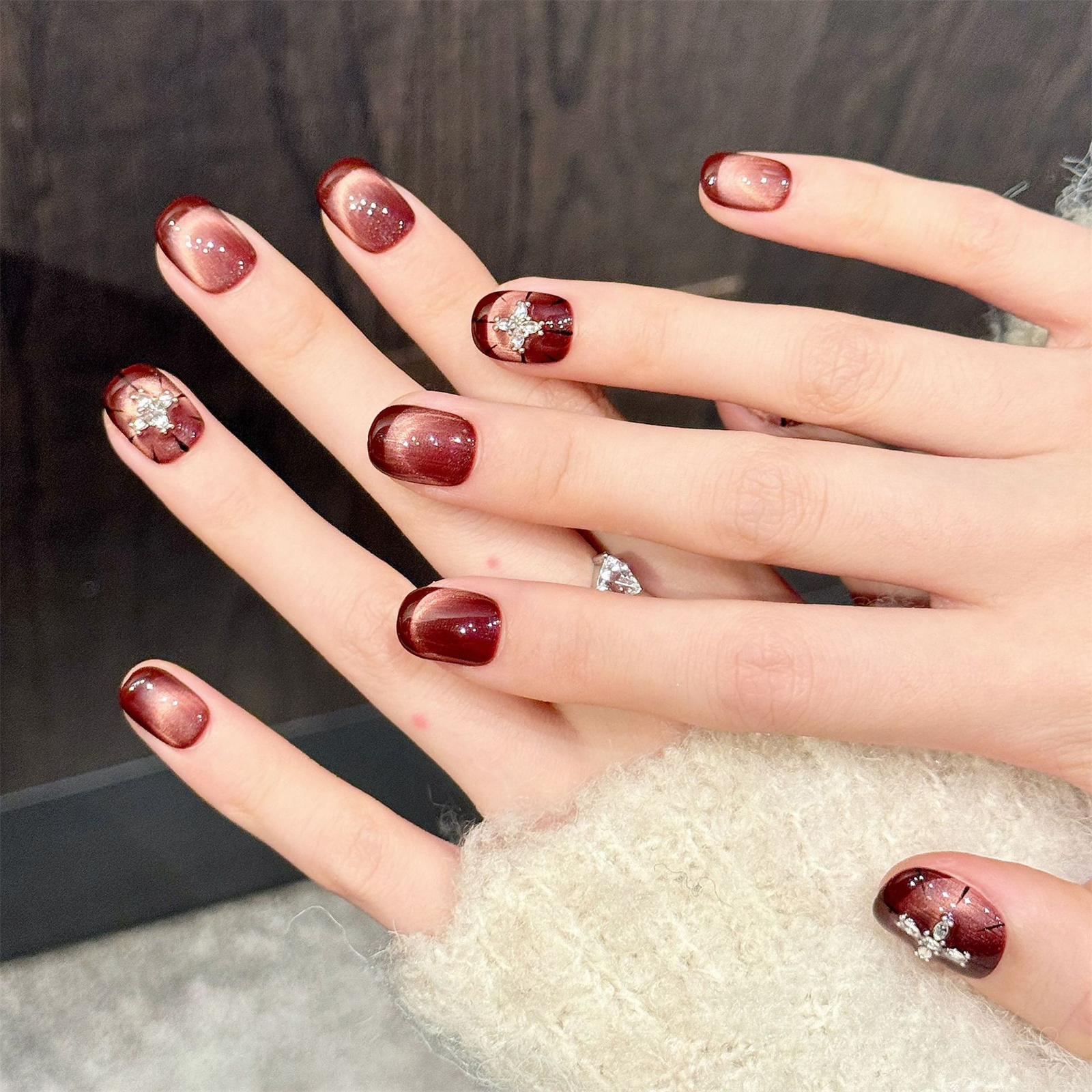 10pcs Wine-red Cat's Eye Press - đánh giá và giá Resin Art Glitter