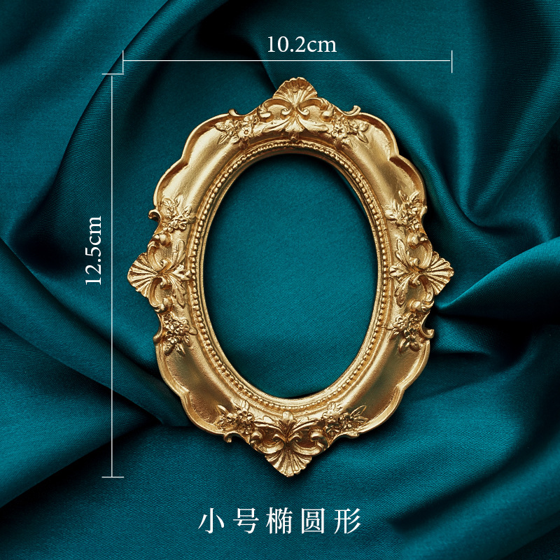 Golden Retro Photo Frame Nail  - đánh giá và giá Background Resin Art