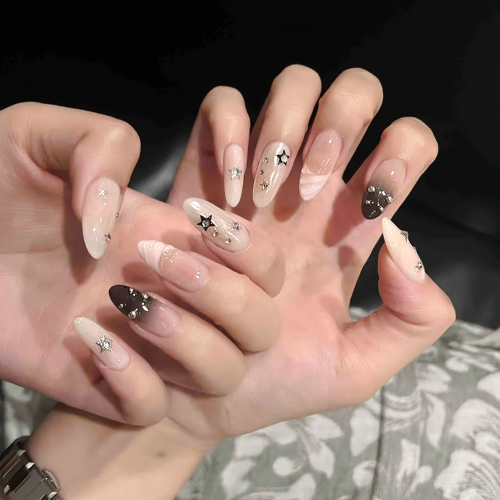 10pcs Almond Fake Nails Star G - đánh giá và giá Resin Art Glitter